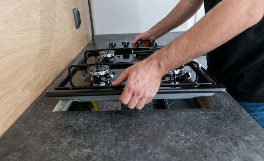 Stove Fitter