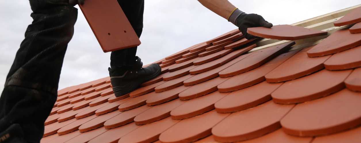 Roof Tile Repair